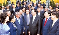 Chủ tịch nước Trần Đại Quang gặp mặt các Đại sứ, Trưởng cơ quan đại diện Việt Nam ở nước ngoài