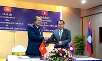 Thủ tướng Lào đề nghị hai nước Lào và Việt Nam tăng cường hợp tác về an ninh mạng 