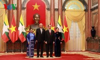 Chủ tịch nước Trần Đại Quang và Phu nhân chiêu đã Tổng thống Myanmar Htin Kyaw và Phu nhân