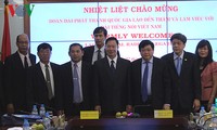 Tiếp tục thúc đẩy hợp tác giữa Đài Tiếng nói Việt Nam và Đài Phát thanh Quốc gia Lào