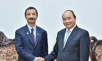 Thủ tướng Nguyễn Xuân Phúc tiếp Chủ tịch Tập đoàn DP World, Các Tiểu vương quốc Ả-rập Thống nhất