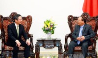 Thủ tướng Nguyễn Xuân Phúc tiếp Ngân hàng BTMU, Nhật Bản và Tập đoàn Huawei, Trung Quốc 