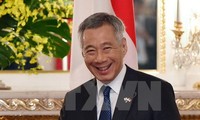 Thủ tướng Singapore Lý Hiển Long bắt đầu chuyến thăm chính thức Việt Nam 