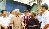 Tổng Bí thư làm việc với chính quyền và nhân dân các dân tộc xã  Ayun, huyện Chư Sê, tỉnh Gia Lai