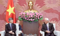 Phó Chủ tịch Quốc hội Uông Chu Lưu tiếp Đoàn đại biểu Liên minh Hợp tác xã quốc tế
