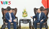 Thủ tướng Nguyễn Xuân Phúc tiếp lãnh đạo Công ty Hyundai Motor (Hàn Quốc)