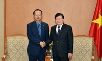 Phó Thủ tướng Trịnh Đình Dũng tiếp Chủ tịch, Tổng Giám đốc Công ty Điện lực Nam Hàn Quốc 