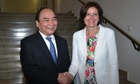 Thủ tướng Nguyễn Xuân Phúc gặp gỡ, làm việc với Lãnh đạo Bang Rheinland-Pfalz