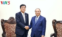 Thủ tướng tiếp Tổng giám đốc điều hành Tập đoàn Mitsubishi Motors