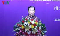 Lễ trao tặng Huân chương của Đảng, Nhà nước Việt Nam cho Lãnh đạo cấp cao Lào