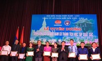 55 quan hệ Việt Nam - Lào: Tuyên dương các sinh viên Lào có thành tích xuất sắc trong học tập