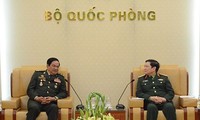 Đại tướng Ngô Xuân Lịch, Bộ trưởng Bộ Quốc phòng tiếp Đoàn Hội Cựu chiến binh Campuchia