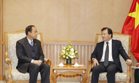 Phó Thủ tướng Trịnh Đình Dũng tiếp Chủ tịch Hội Hữu nghị Myanmar – Việt Nam U Tint Swai