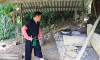 Bí quyết nghề rèn của đồng bào dân tộc Mông