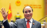Thủ tướng Nguyễn Xuân Phúc tới Campuchia dự Hội nghị Cấp cao Hợp tác Mekong-Lan Thương lần thứ hai 