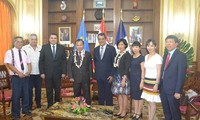 Thứ trưởng Bộ Ngoại giao Vũ Hồng Nam thăm Tahiti