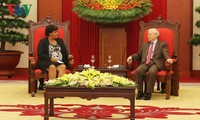 Tổng Bí thư Nguyễn Phú Trọng tiếp Đoàn Đảng Cộng sản Cuba