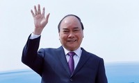 Thủ tướng Nguyễn Xuân Phúc đến Thượng Hải, bắt đầu chương trình tham dự CIIE 2018
