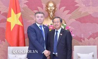 Đoàn đại biểu Đảng Nur Otan thăm Việt Nam