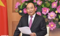 Thủ tướng Nguyễn Xuân Phúc gặp mặt lãnh đạo Hội Giáo dục chăm sóc sức khỏe cộng đồng Việt Nam