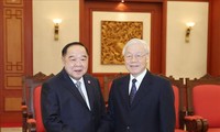 Tổng Bí thư, Chủ tịch nước Nguyễn Phú Trọng tiếp Phó thủ tướng, Bộ trưởng Quốc phòng Thái Lan Prawit Wongsuwan