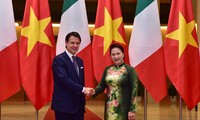 Chủ tịch Quốc hội Nguyễn Thị Kim Ngân hội kiến Thủ tướng Italy