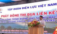 Phó Thủ tướng Trịnh Đình Dũng dự lễ phát động thi đua liên kết các dự án đường dây 500kV