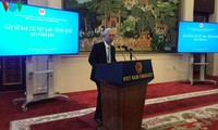 Đại sứ Việt Nam gặp gỡ báo chí Trung Quốc