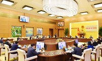 Ủy ban Thường vụ Quốc hội họp phiên bất thường, bàn giải pháp ứng phó Covid-19
