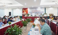 Vai trò của báo chí trong công tác xây dựng chỉnh đốn Đảng ở Việt Nam