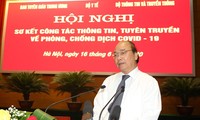 ảnh đại diện: Thủ tướng Nguyễn Xuân Phúc phát biểu tại hội nghị. - Ảnh: bienphong