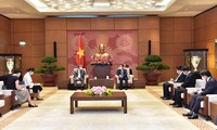 Chủ tịch Quốc hội Vương Đình Huệ tiếp Đại sứ Nhật Bản tại Việt Nam Yamada Takio