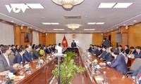Chủ tịch Quốc hội Vương Đình Huệ đề nghị Bộ Công Thương triển khai sớm các chương trình theo nghị quyết của Quốc hội