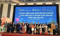 Nâng cao chất lượng công tác dạy và học tiếng Việt cho trẻ em Việt Nam ở nước ngoài