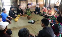 Đồng bào các dân tộc Việt Nam với chuỗi hoạt động “Tháng Năm nhớ Bác” 