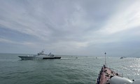 Tàu Hải quân Việt Nam tham gia LIMA 2023 tại Malaysia