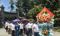 Kiều bào trẻ bồi hồi xúc động trên quê hương Chủ tịch Hồ Chí Minh