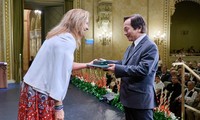 Giáo sư Việt nhận Huân chương Nhà nước Hungary