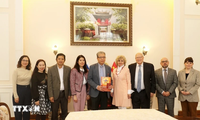 Thúc đẩy hợp tác văn học nghệ thuật Việt Nam - Liên bang Nga