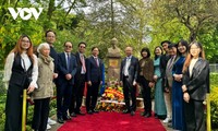 Bộ trưởng Ngoại giao Bùi Thanh Sơn thăm lại Không gian Hồ Chí Minh tại Pháp