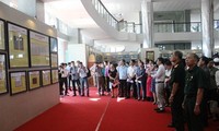 Выставка редких исторических документов о вьетнамских островах Хоангша и Чыонгша