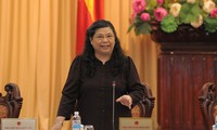 Вице-спикер вьетнамского парламента Тонг Тхи Фонг приняла делегацию Компартии Кубы