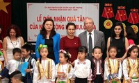 Посол Болгарии во Вьетнаме посетил Вьетнамо-болгарский детский сад