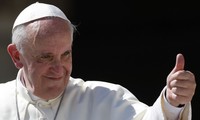 Папа Римский Франциск начал турне по 3 странам Африки