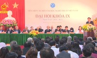 Генсек ЦК КПВ принял участие в 9-м съезде Ассоциации литературно-художественных обществ