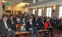 Во Франции состоялся семинар относительно 12-го съезда Компартии Вьетнама