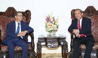 Вице-премьер Вьетнама Чыонг Хоа Бинь принял японского посла