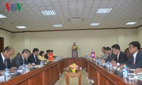 Депутаты парламентов Вьетнама и Лаоса укрепляют взаимосвязи