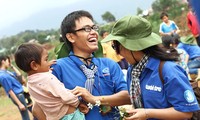Волонтёрская акция «Синее лето» в отдалённых районах провинции Даклак