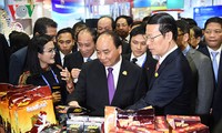 Нгуен Суан Фук уверен в дальнейшем расширении сотрудничества между Китаем и АСЕАН